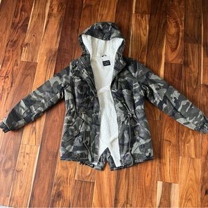 Love Tree Sherpa Camo Warm Military Jacket
